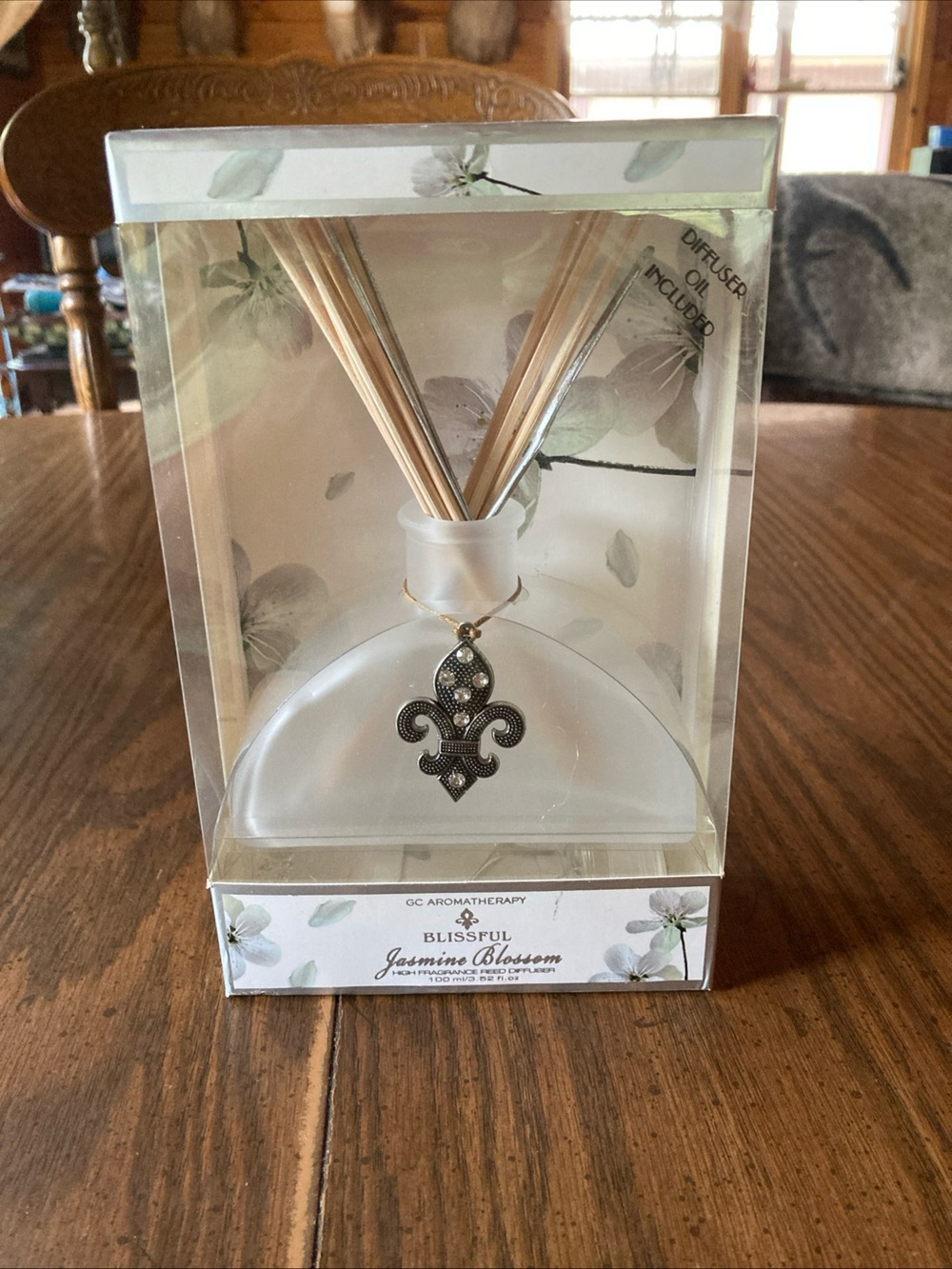 GC aromatherapy Blissful Jasmine Blossom Reed Diffuser NEW in box